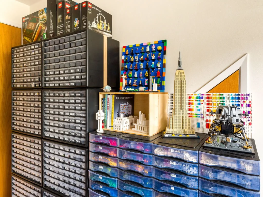 How much is a kilo shops of lego worth